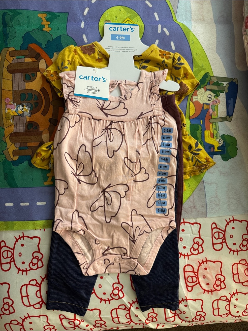 Carter's 4 pc baby girl 6 to 9 month set 2 Bodysuit 2 pants